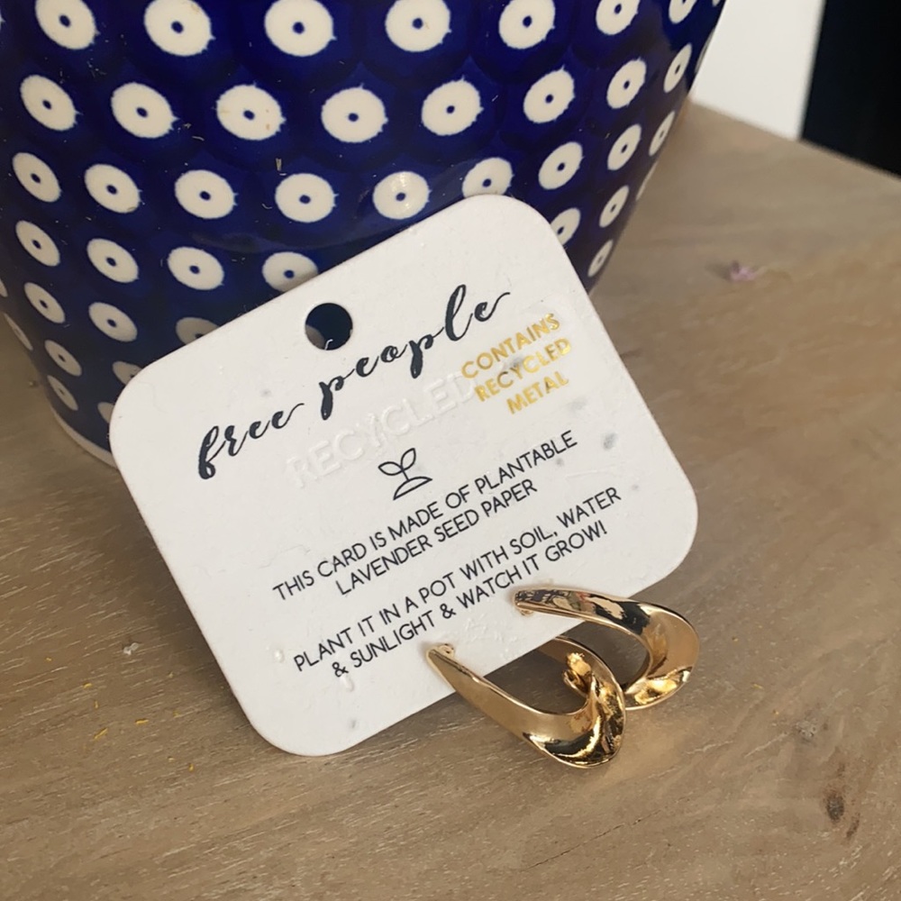 Free People Laura Recycled Earrings in Gold, lavender seed paper can be plants - Picture 4 of 6